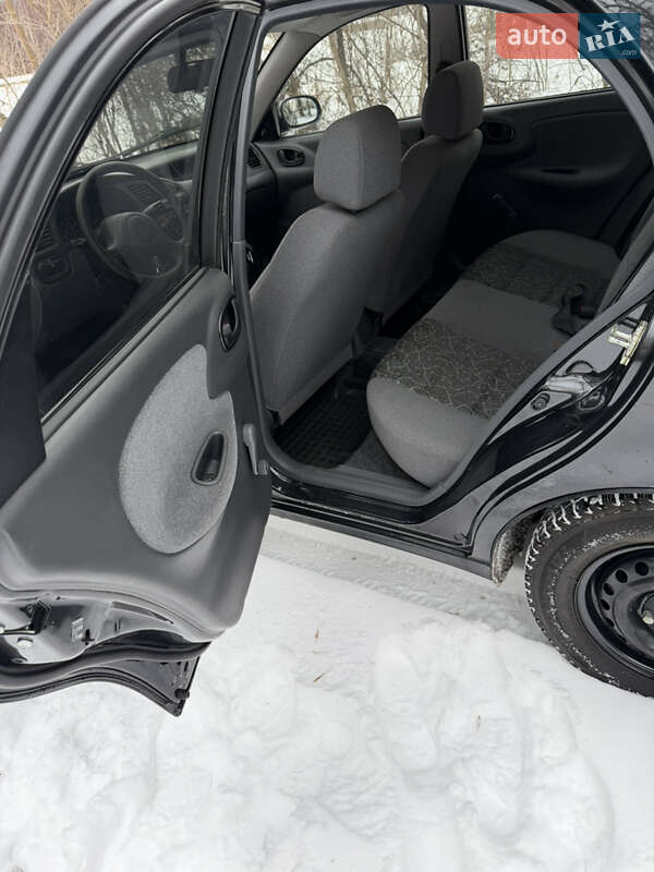 Седан Daewoo Lanos 2008 в Киеве