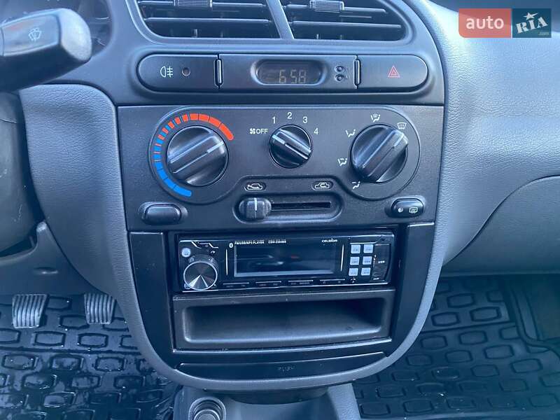 Седан Daewoo Lanos 2011 в Виннице