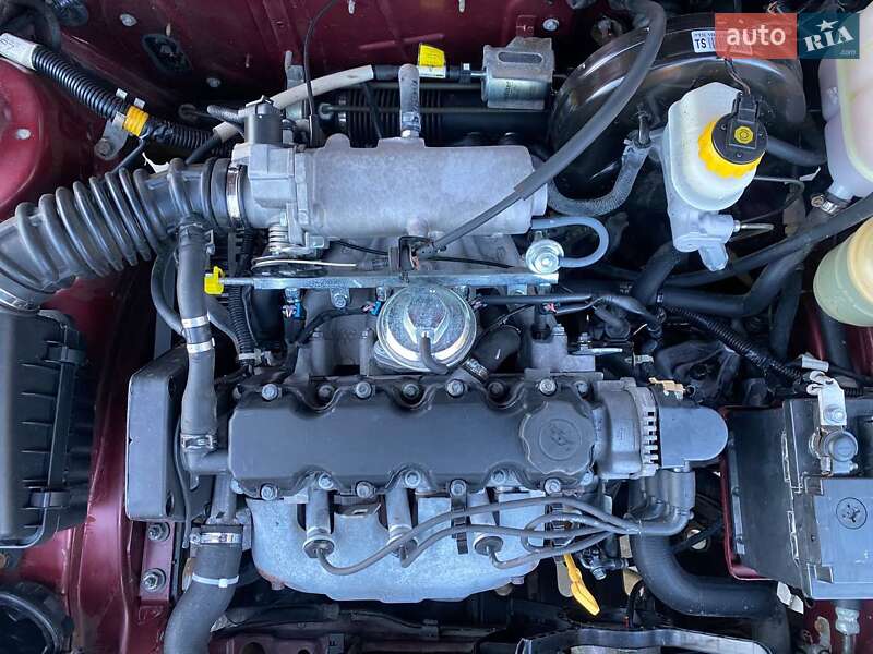 Седан Daewoo Lanos 2011 в Виннице