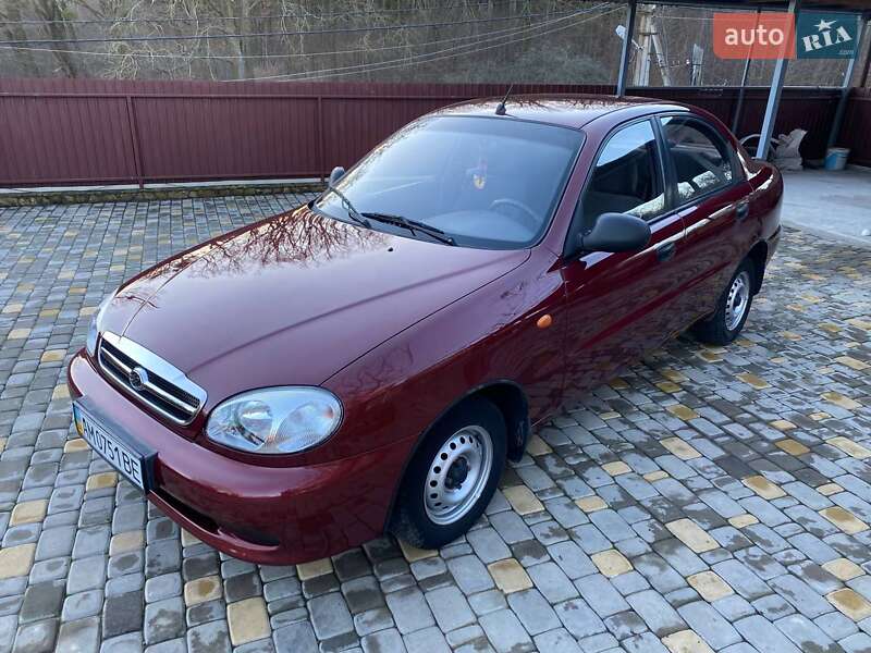 Седан Daewoo Lanos 2011 в Виннице