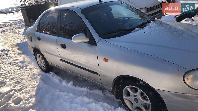 Седан Daewoo Lanos 2004 в Виннице