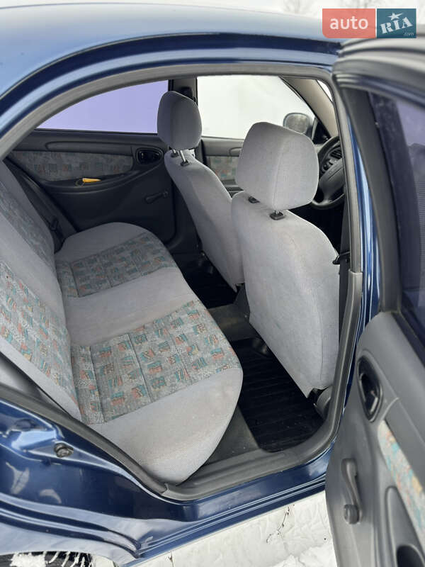 Седан Daewoo Lanos 2005 в Сокирянах