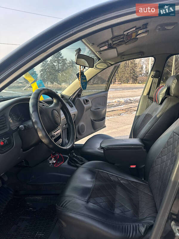 Седан Daewoo Lanos 2008 в Запорожье