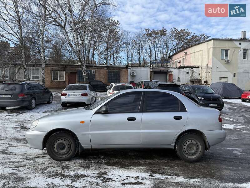 Седан Daewoo Lanos 2008 в Дніпрі