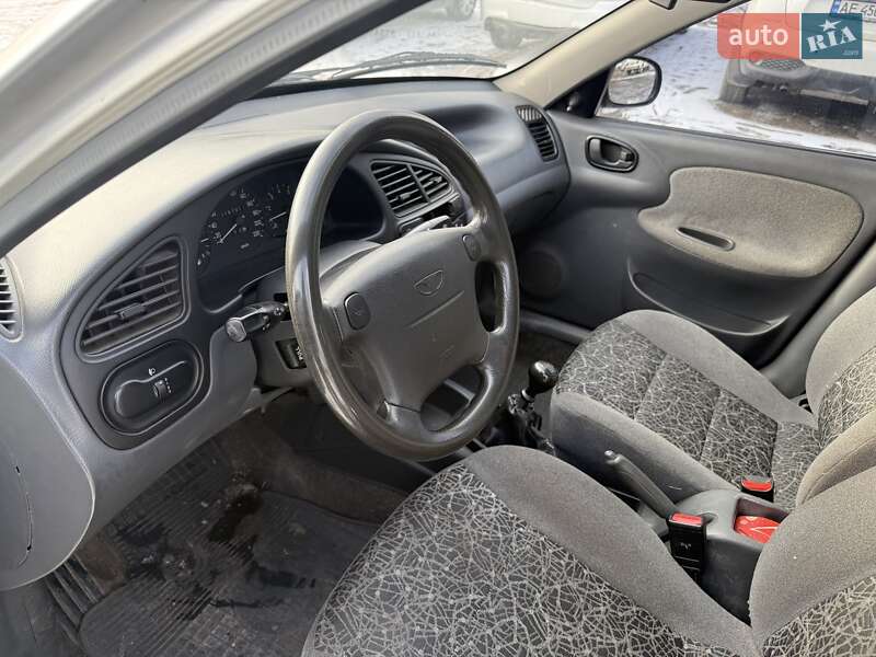 Седан Daewoo Lanos 2008 в Дніпрі