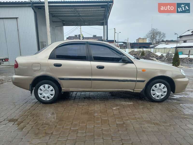 Седан Daewoo Lanos 2008 в Старокостянтинові