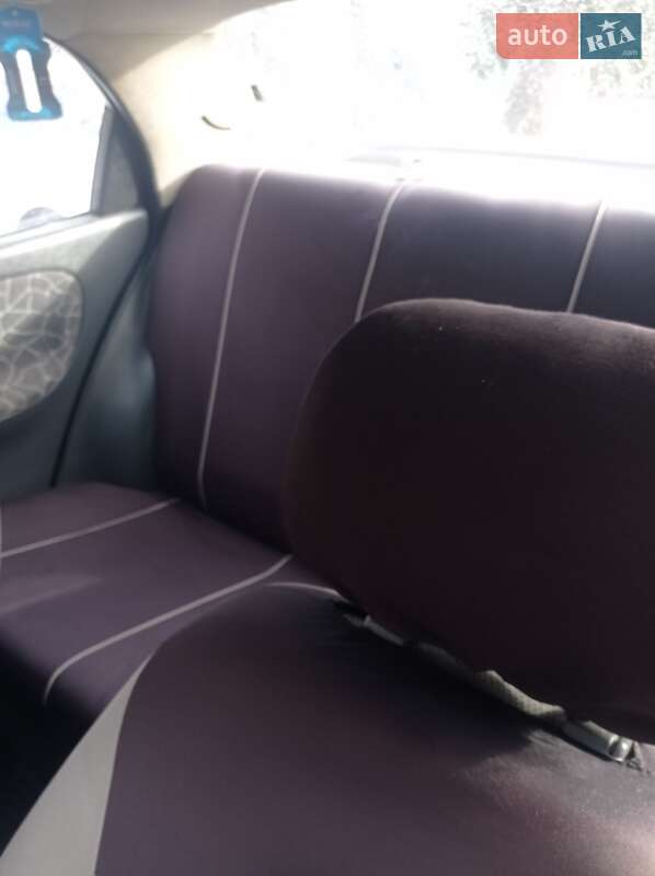 Седан Daewoo Lanos 2003 в Бурштині