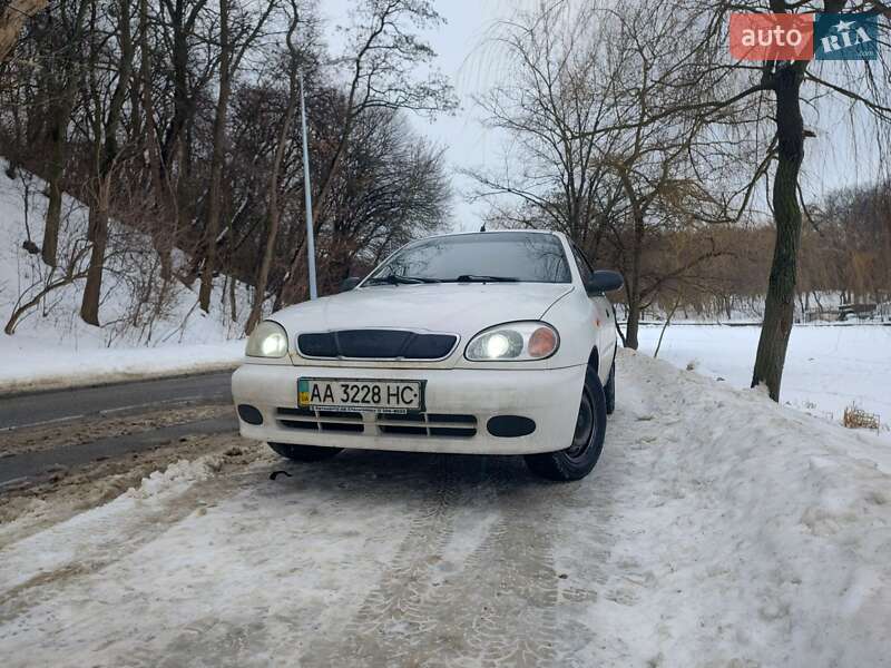 Седан Daewoo Lanos 2008 в Киеве