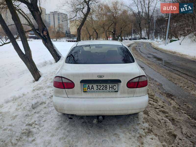 Седан Daewoo Lanos 2008 в Киеве