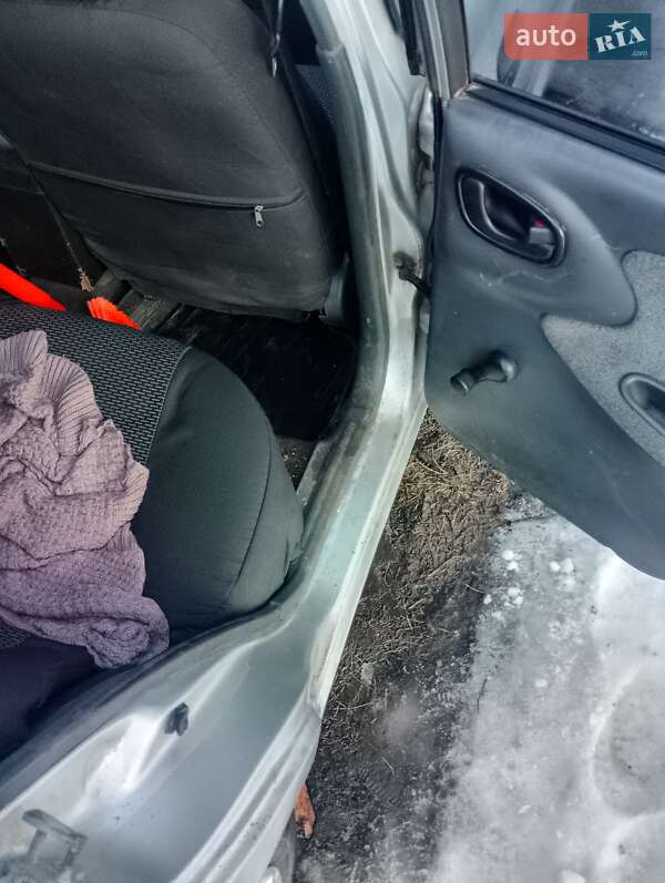 Седан Daewoo Lanos 2007 в Бурыни