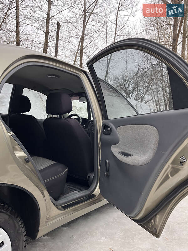 Седан Daewoo Lanos 2005 в Чернигове