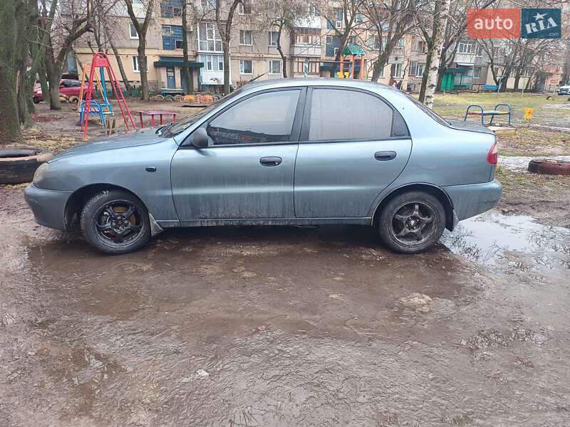Седан Daewoo Lanos 2009 в Кропивницком