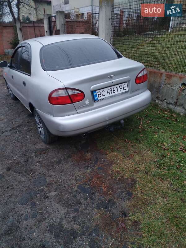 Седан Daewoo Lanos 2003 в Львове