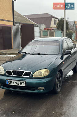 Хетчбек Daewoo Lanos 2002 в Миколаєві