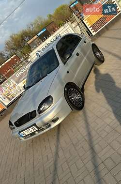 Хэтчбек Daewoo Lanos 2003 в Синельниково