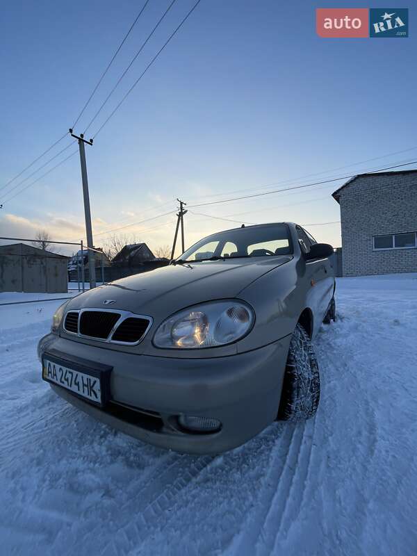 2008 Daewoo Lanos, VIN SUPTF696D8W421124:plate — photo 1 (autoria)