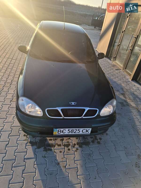 Седан Daewoo Lanos 2005 в Комарному