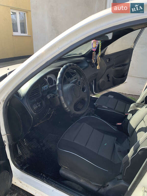 Седан Daewoo Lanos 2008 в Луцке