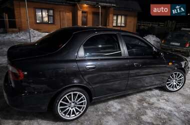 Седан Daewoo Lanos 2006 в Ромнах