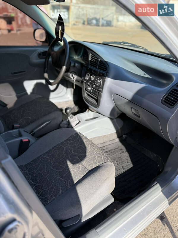 Седан Daewoo Lanos 2006 в Кривому Розі