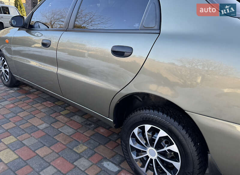 Седан Daewoo Lanos 2005 в Черкассах