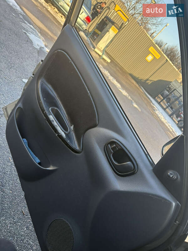 Седан Daewoo Lanos 2003 в Харькове