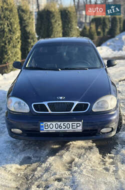 Седан Daewoo Lanos 2002 в Хмельницькому
