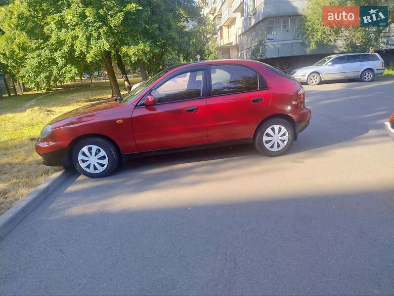 Хэтчбек Daewoo Lanos 2004 в Вишневом
