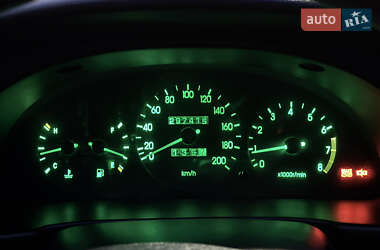 Седан Daewoo Lanos 1998 в Киеве