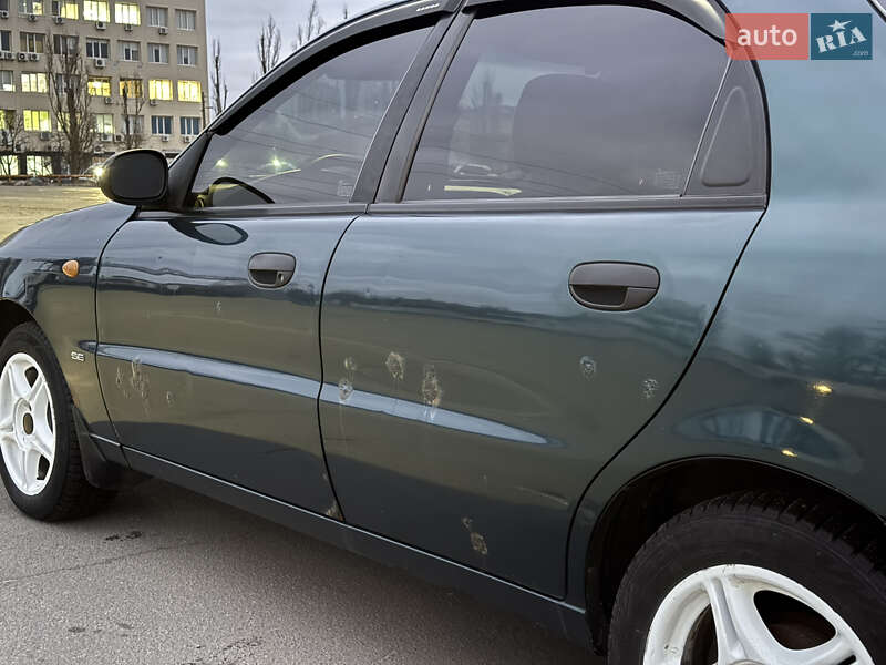 Седан Daewoo Lanos 1998 в Киеве