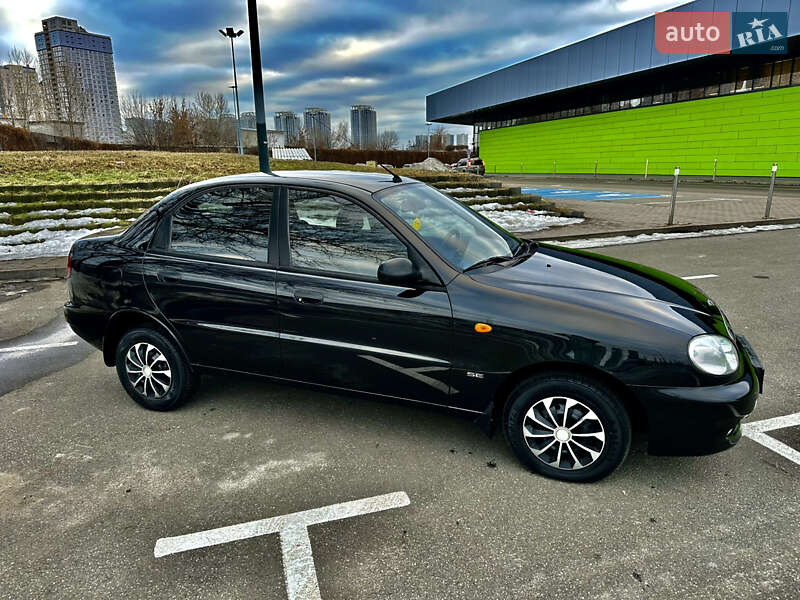 Седан Daewoo Lanos 2006 в Києві