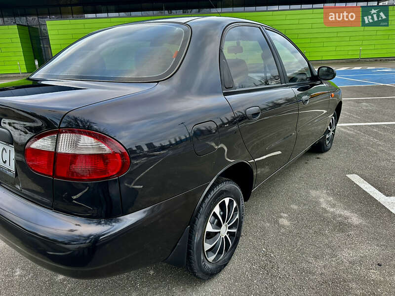 Седан Daewoo Lanos 2006 в Києві