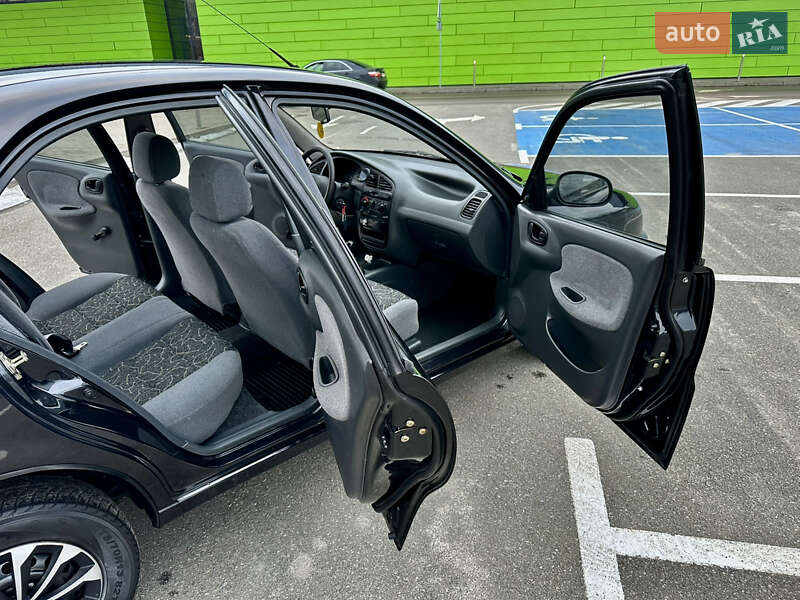 Седан Daewoo Lanos 2006 в Києві