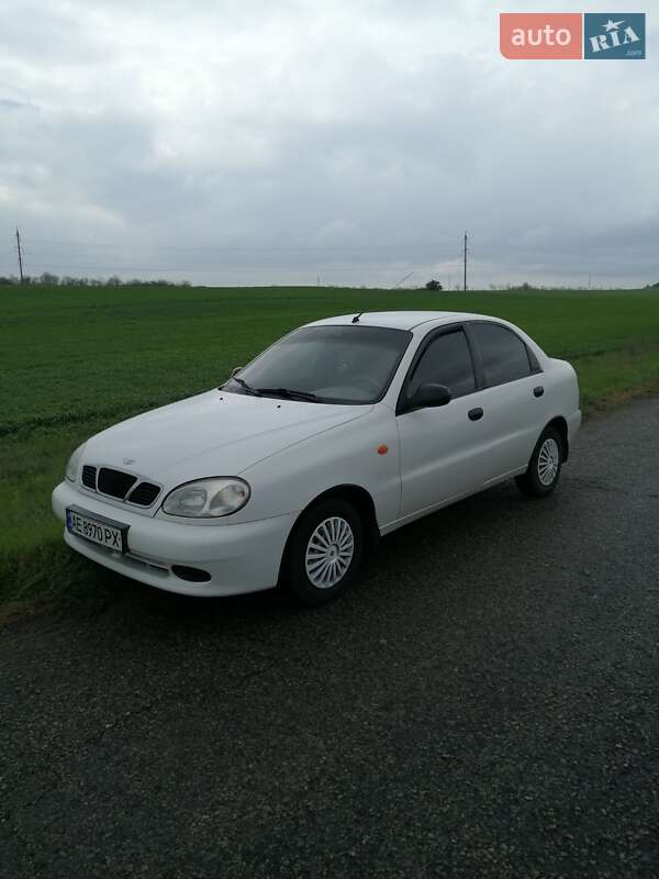 Седан Daewoo Lanos 2005 в Дніпрі