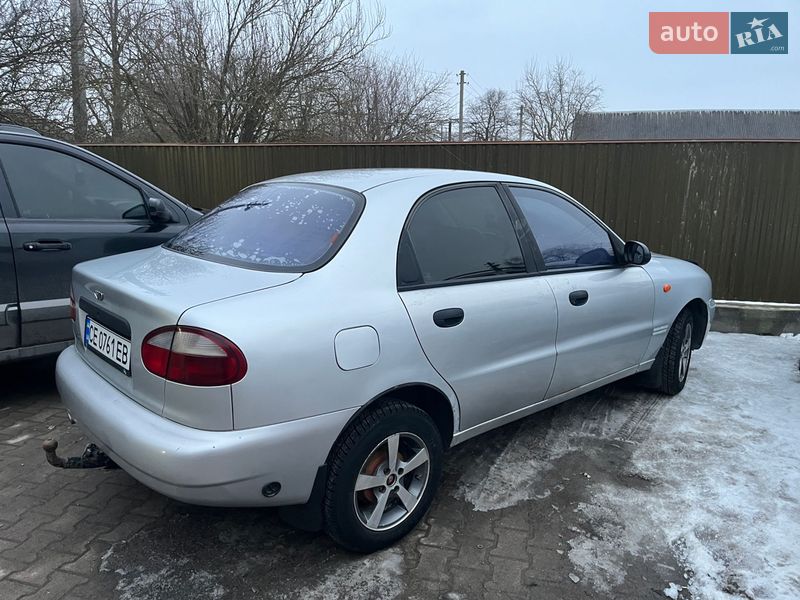 Седан Daewoo Lanos 2007 в Хотині