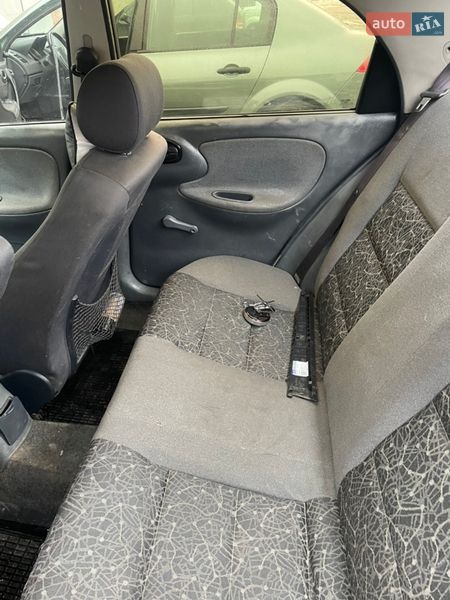 Седан Daewoo Lanos 2008 в Смілі