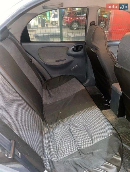 Седан Daewoo Lanos 2005 в Харкові