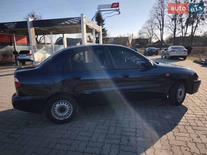 Седан Daewoo Lanos 2004 в Стрию