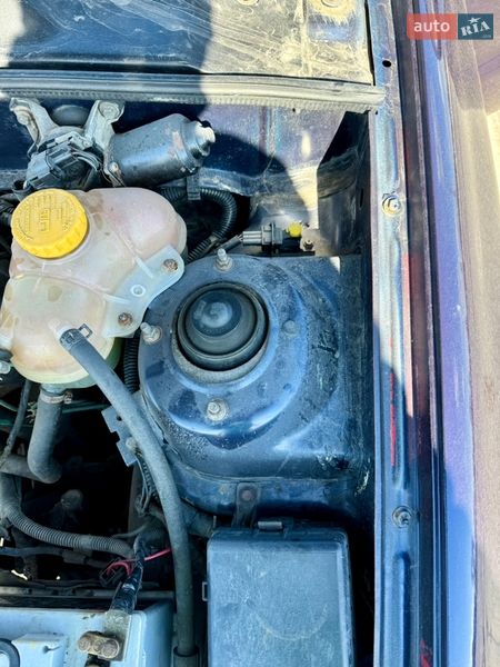 Седан Daewoo Lanos 2004 в Кременчуге