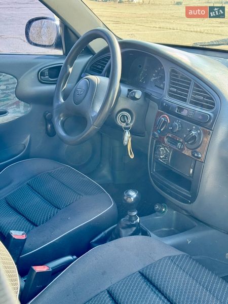 Седан Daewoo Lanos 2004 в Кременчуці