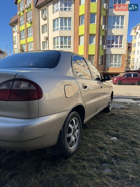 Седан Daewoo Lanos 2008 в Киеве
