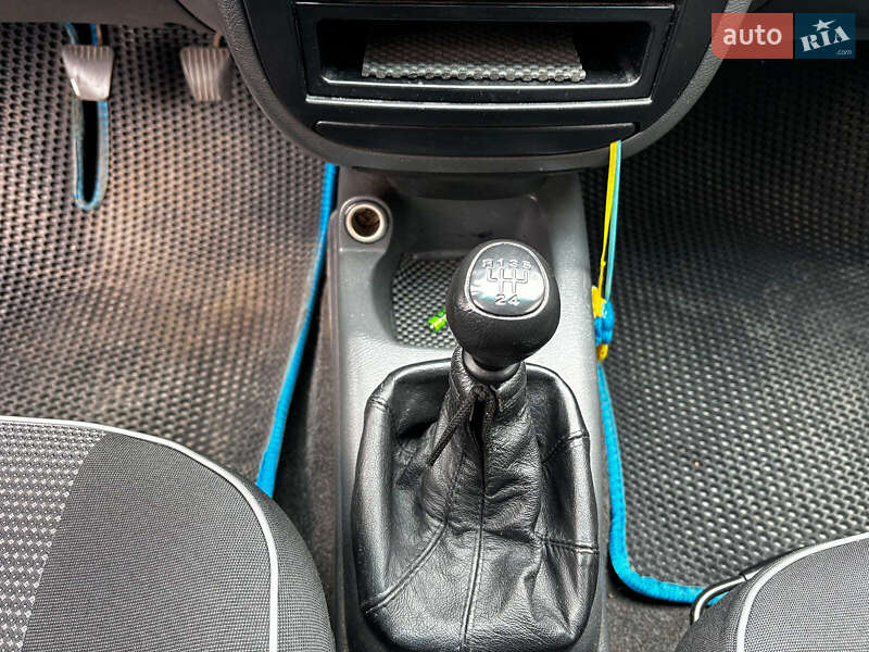 Седан Daewoo Lanos 2006 в Запорожье