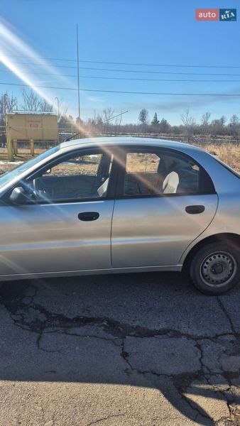 Седан Daewoo Lanos 2006 в Зіньківі