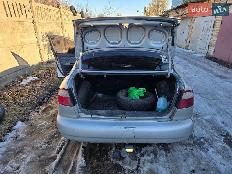 Седан Daewoo Lanos 1998 в Павлограде
