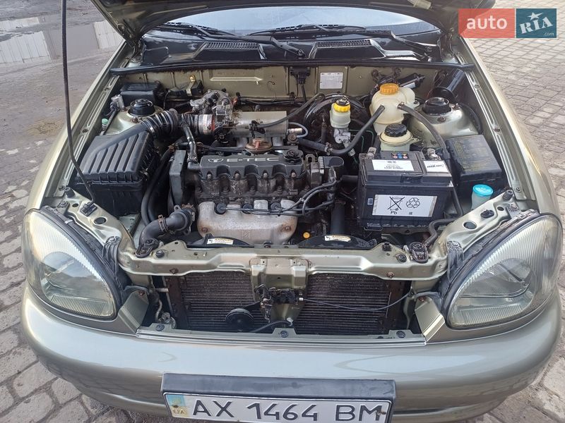 Седан Daewoo Lanos 2002 в Харкові