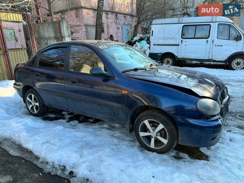 Седан Daewoo Lanos 2002 в Києві