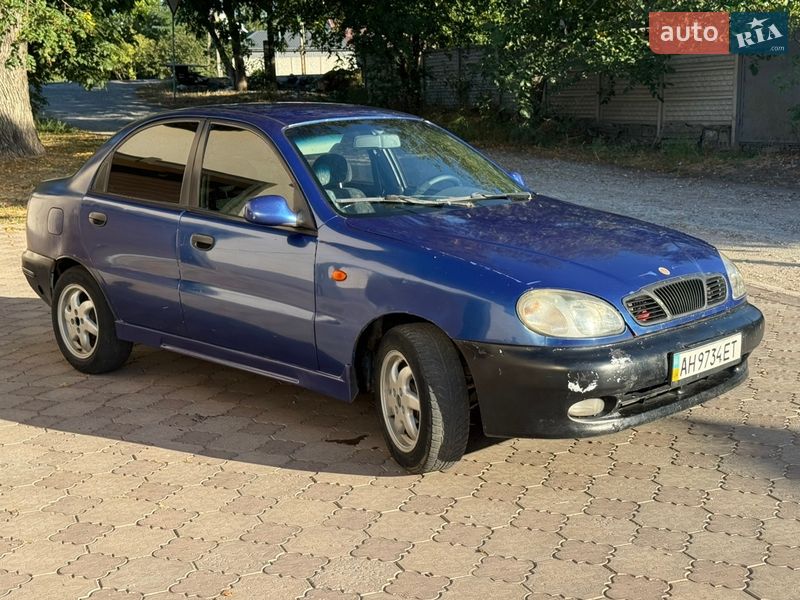 Седан Daewoo Lanos 2003 в Дніпрі
