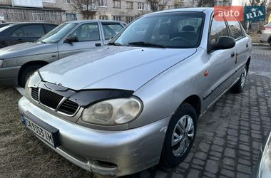 Седан Daewoo Lanos 1998 в Каневі