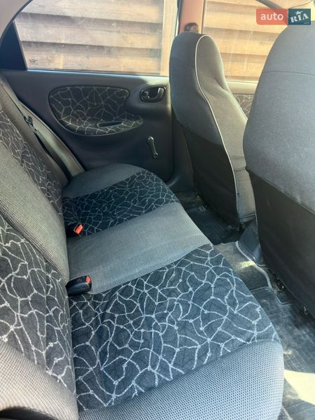 Седан Daewoo Lanos 2003 в Ирпене