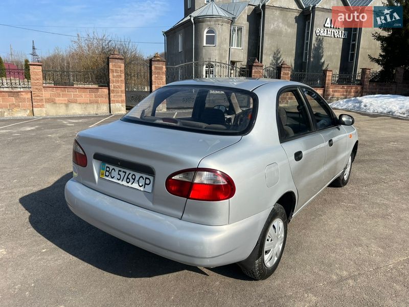 Седан Daewoo Lanos 2007 в Рівному